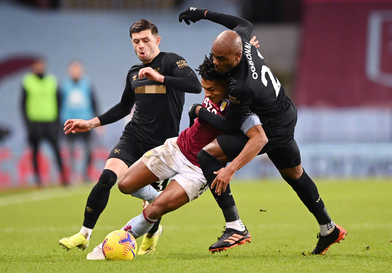 羽毛球已成 羽毛球已成